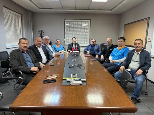 YÖNETİM KURULU ÜYELERİMİZ OGUANG TEKSTİL’E ZİYARETTE BULUNDU