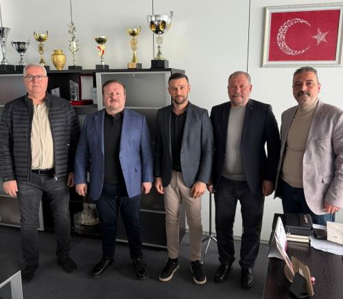 AY, ERCİYES ANADOLU HOLDİNG’E ZİYARETTE BULUNDU